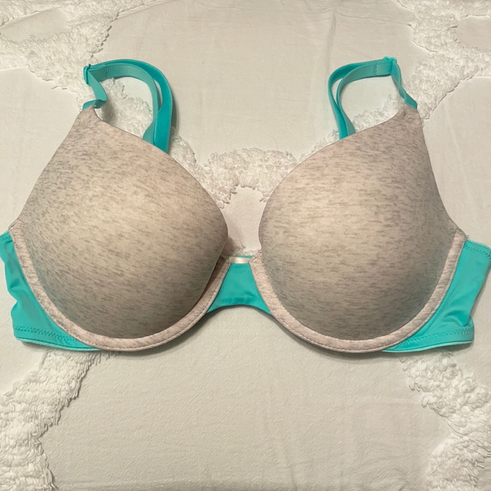 Victoria’s Secret PINK Wear Everywhere Push-up Bra